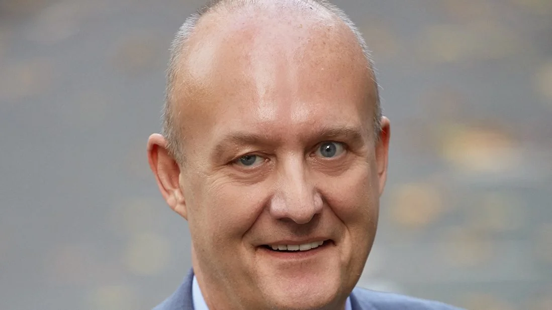 Pofessor Martin Green
